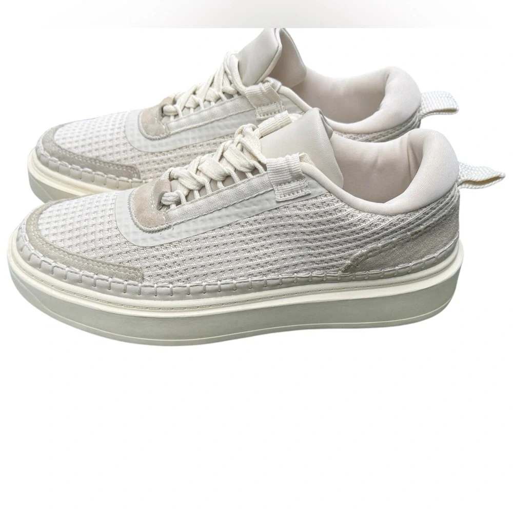 Steve Madden Charlie Sneaker‎ Women’s 7 White Platform Casual Lace Up Shoes